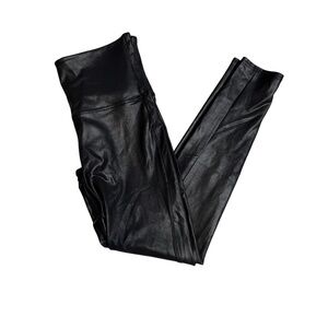 Spanx XL Faux Leather Shiny Leggings Pull On Slight Elastic Waist Nylon Blend‎ -